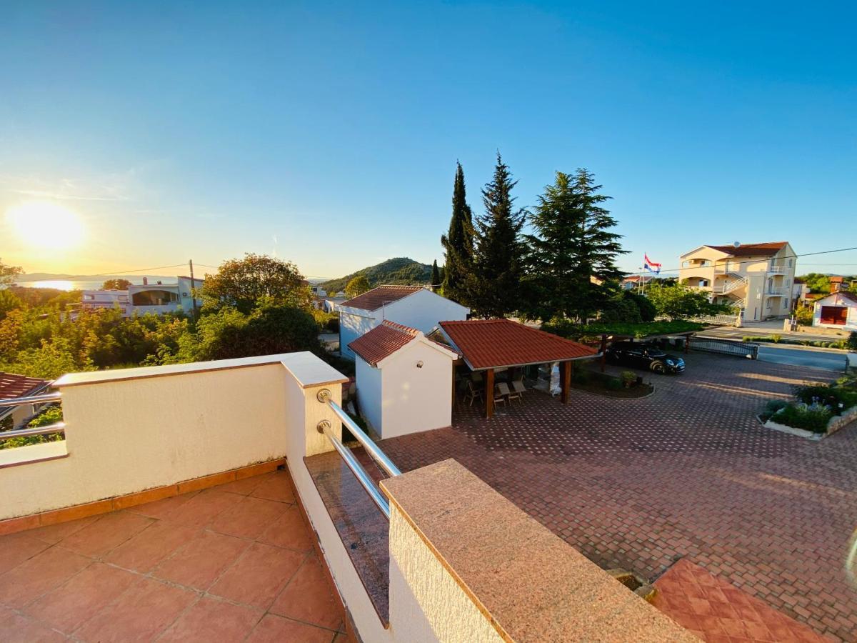 Apartmani Svemir Drage Luaran gambar