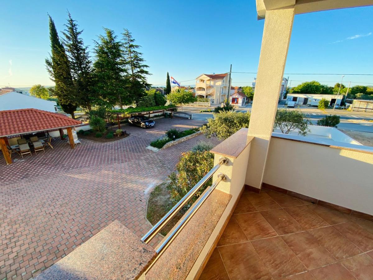 Apartmani Svemir Drage Luaran gambar