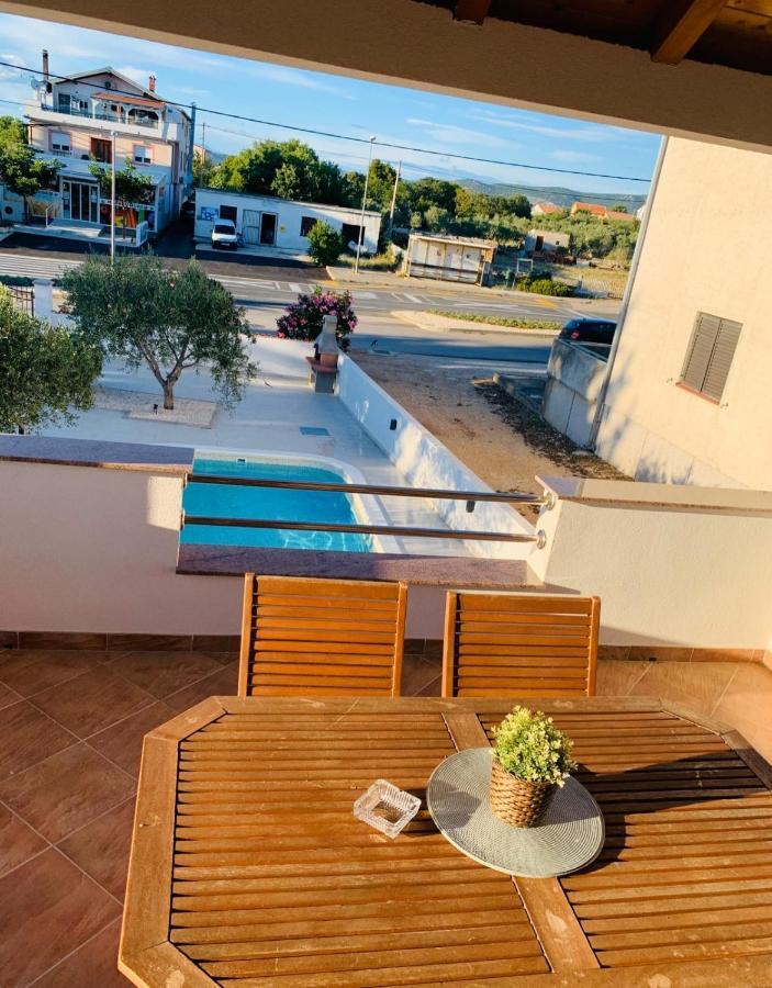 Apartmani Svemir Drage Luaran gambar