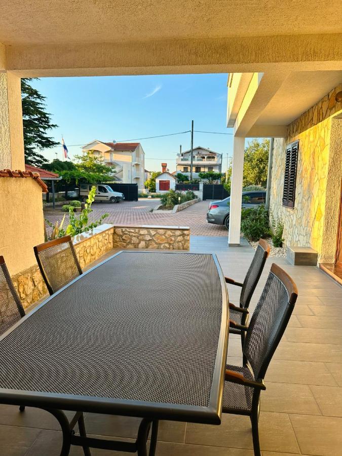 Apartmani Svemir Drage Luaran gambar