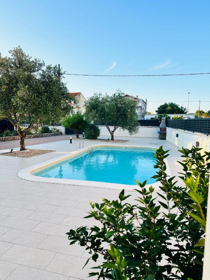 Apartmani Svemir Drage Luaran gambar