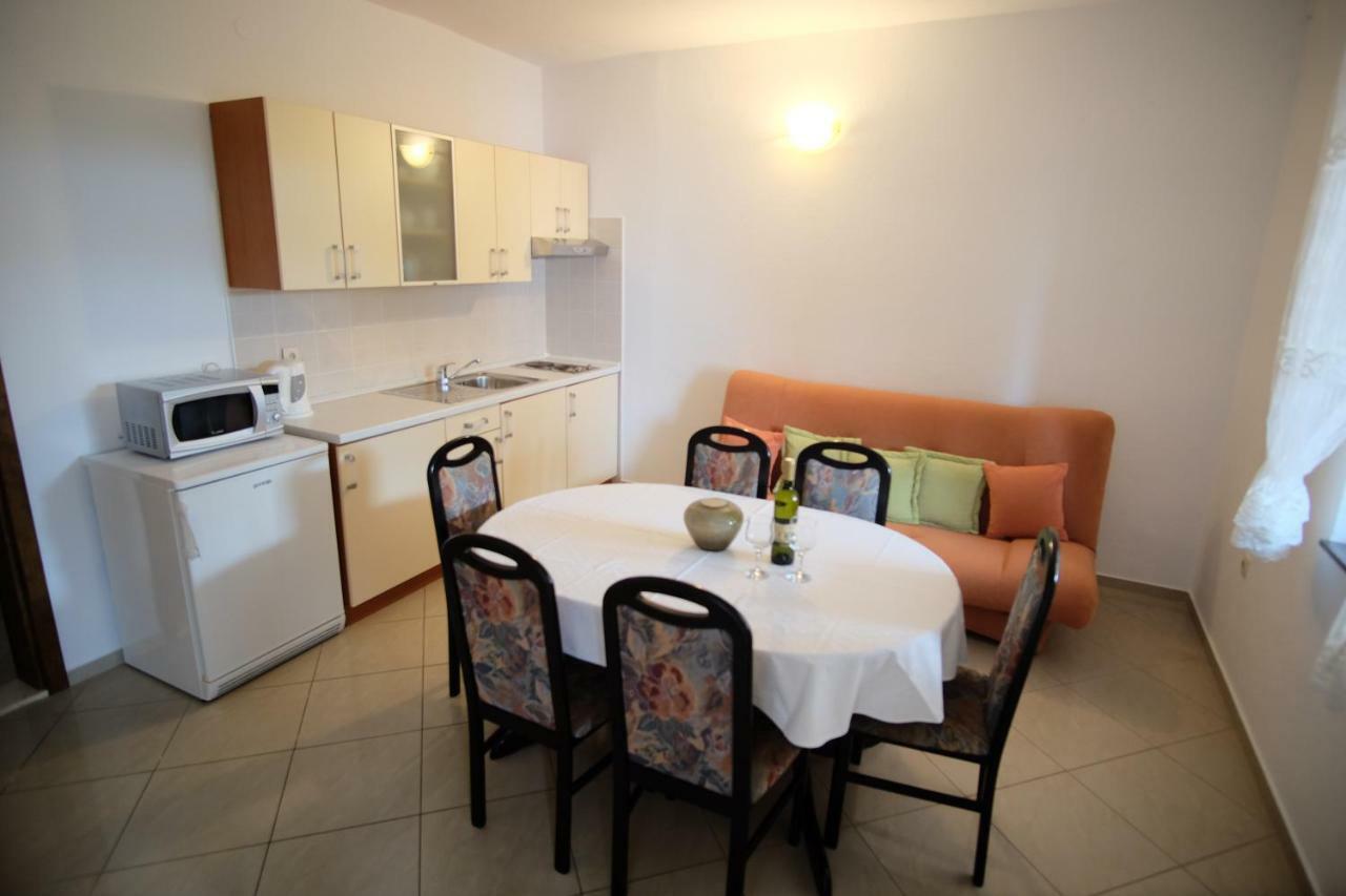 Apartmani Svemir Drage Luaran gambar