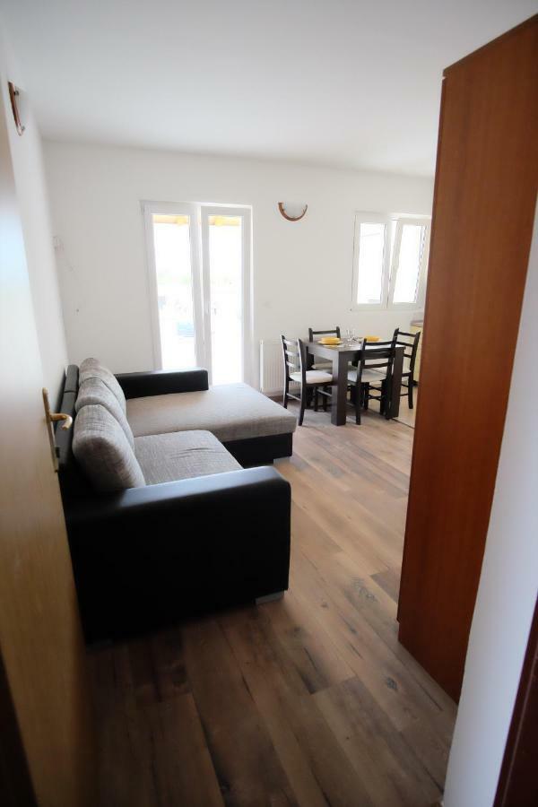 Apartmani Svemir Drage Luaran gambar