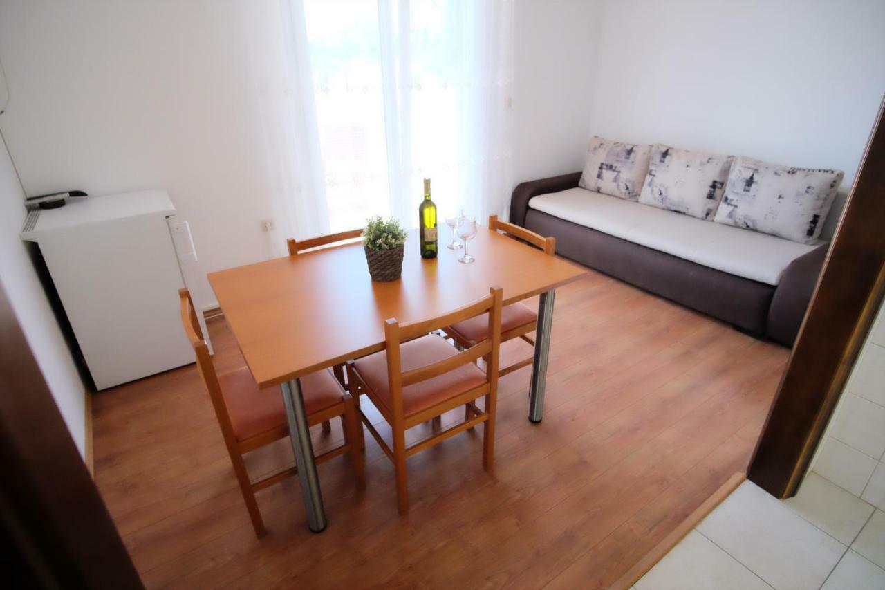 Apartmani Svemir Drage Luaran gambar